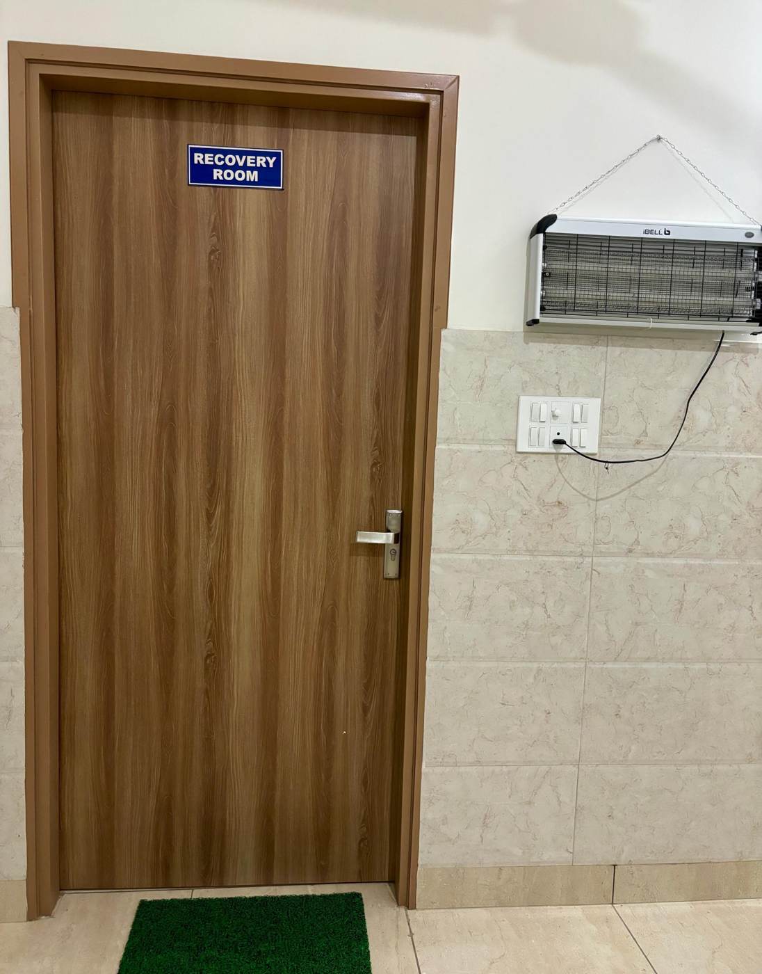 Recovery room at Divoj Hospital